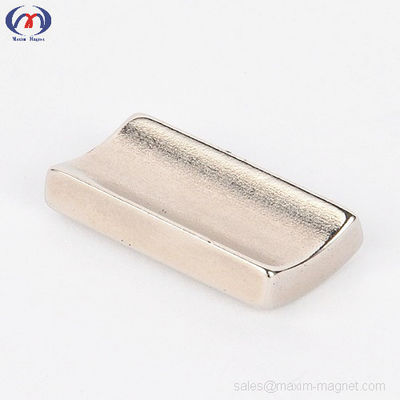 Imanes de los motores servos sin la capa de material del neodimio-hierro-boro proveedor